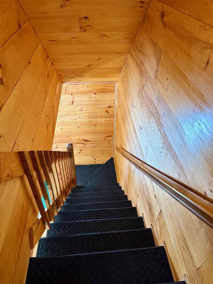 Homes for sale in Irons, MI | 11164 N Merrillville Rd, Irons, MI 49644 | MLS# 70515144