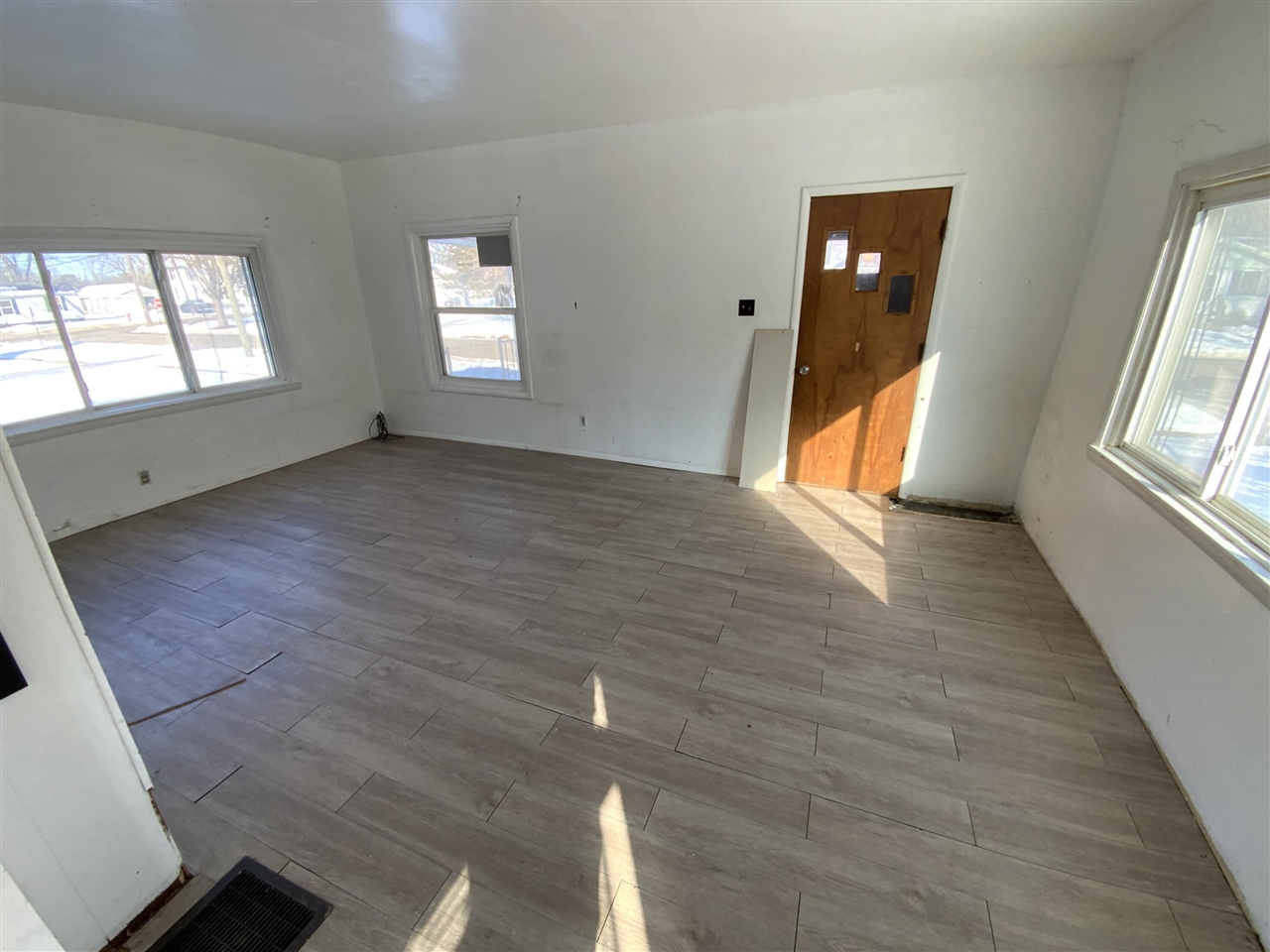 609 W Center Street, Albion, MI, 49224-1513