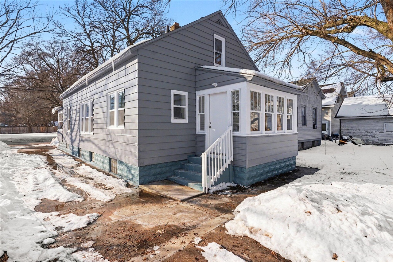 926 Williams Street, Muskegon, MI, 49442-3642