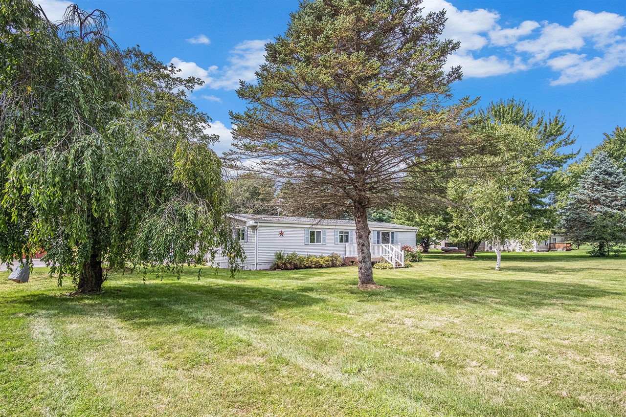 6939 Alden Nash Avenue, Alto, MI, 49302-9682