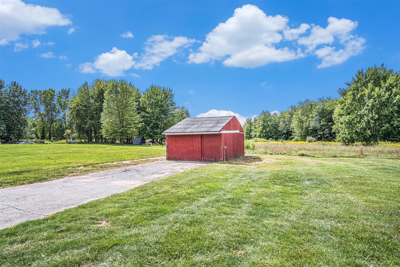 6939 Alden Nash Avenue, Alto, MI, 49302-9682