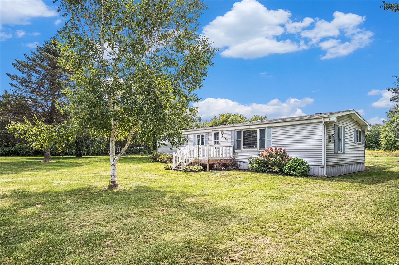 6939 Alden Nash Avenue, Alto, MI, 49302-9682