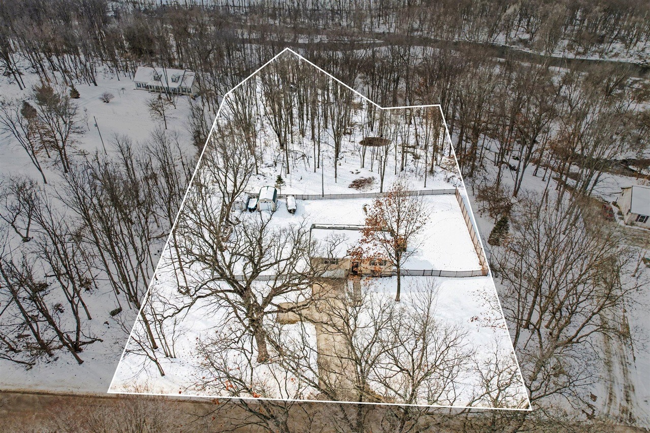 11754 E Drive, Ceresco, MI, 49033