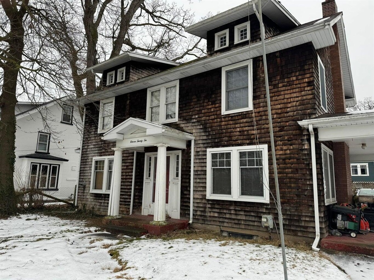 1122 4th Street, Jackson, MI, 49203-3061