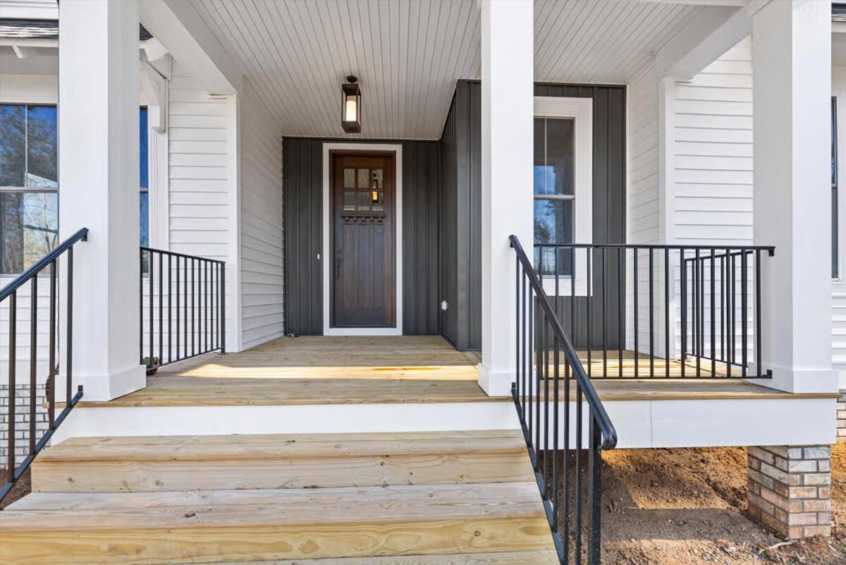 21445 N Dixboro Road, South Lyon, MI, 48178