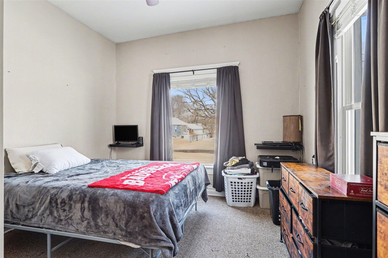 99 Winter Street, Battle Creek, MI, 49015-2127