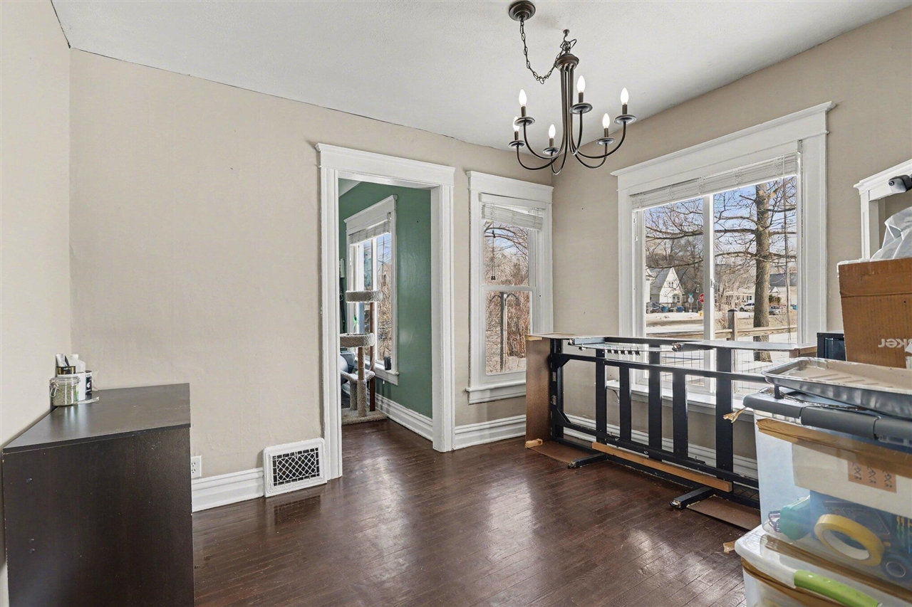 99 Winter Street, Battle Creek, MI, 49015-2127