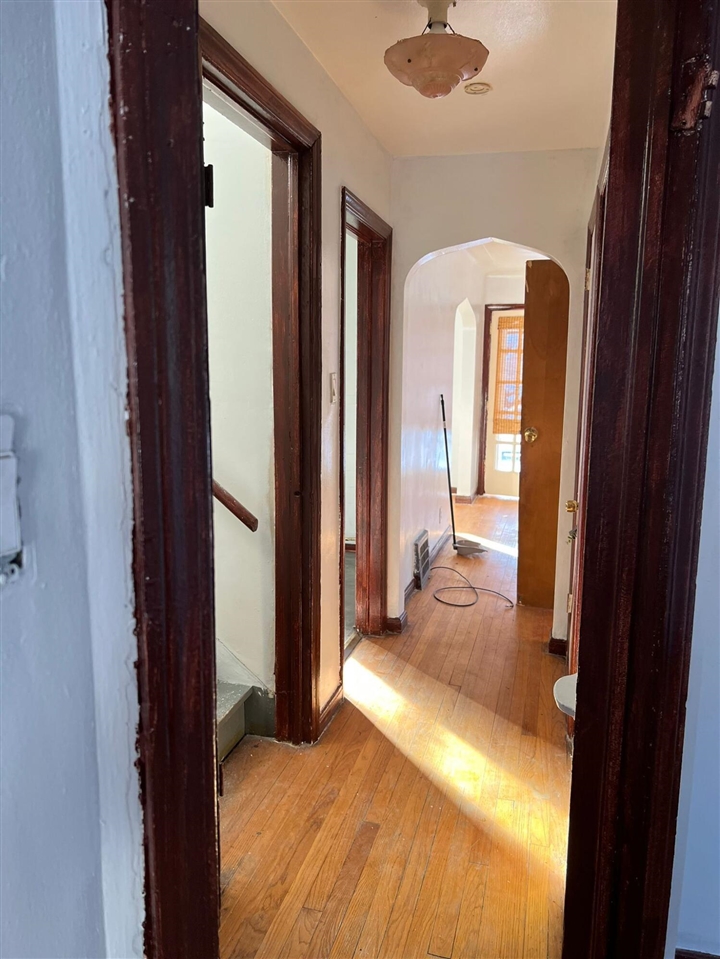 8510 Lauder Street, Detroit, MI, 48228-2422