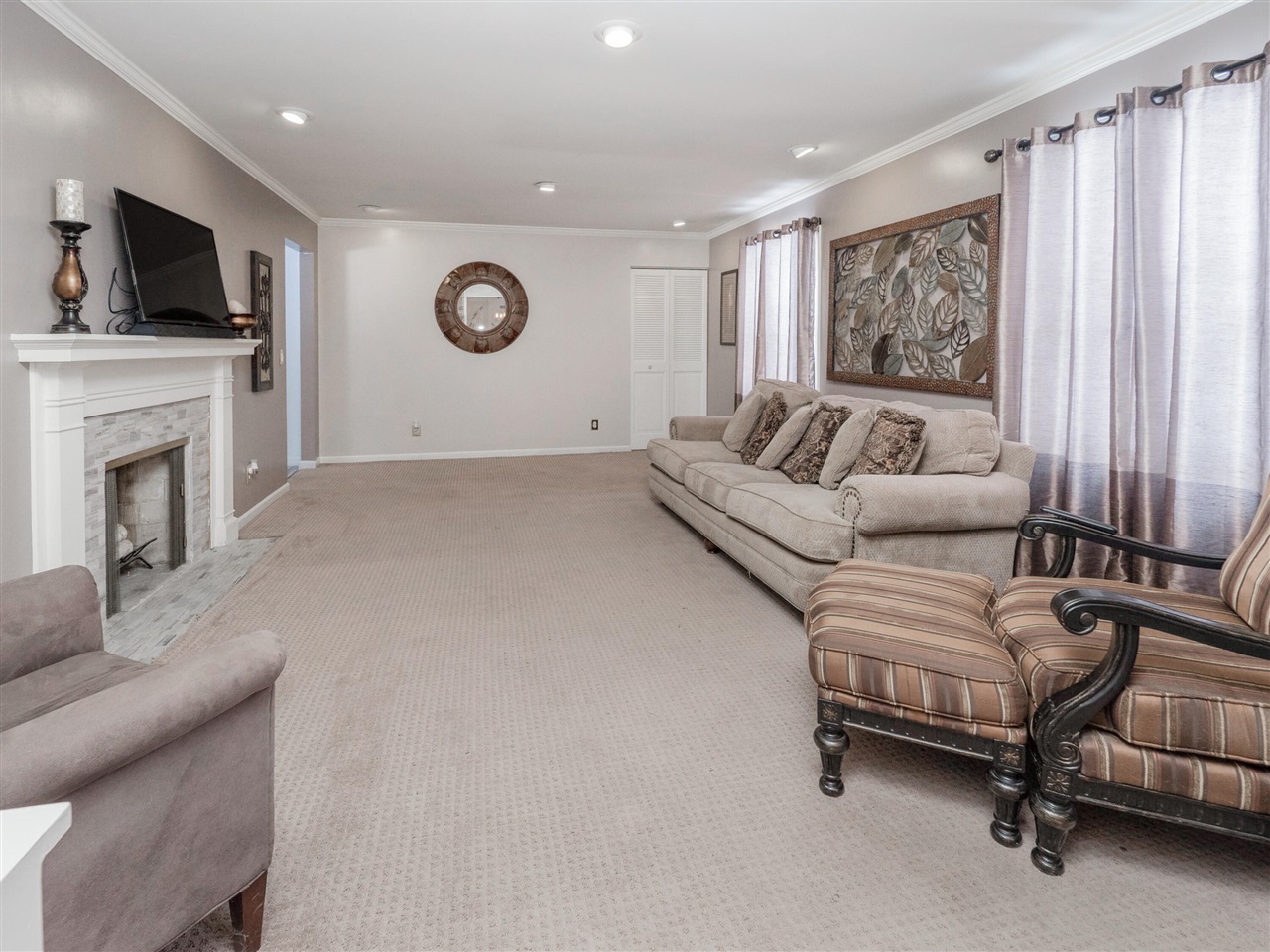 2134 Sycamore Lane, Kalamazoo, MI, 49008-2032