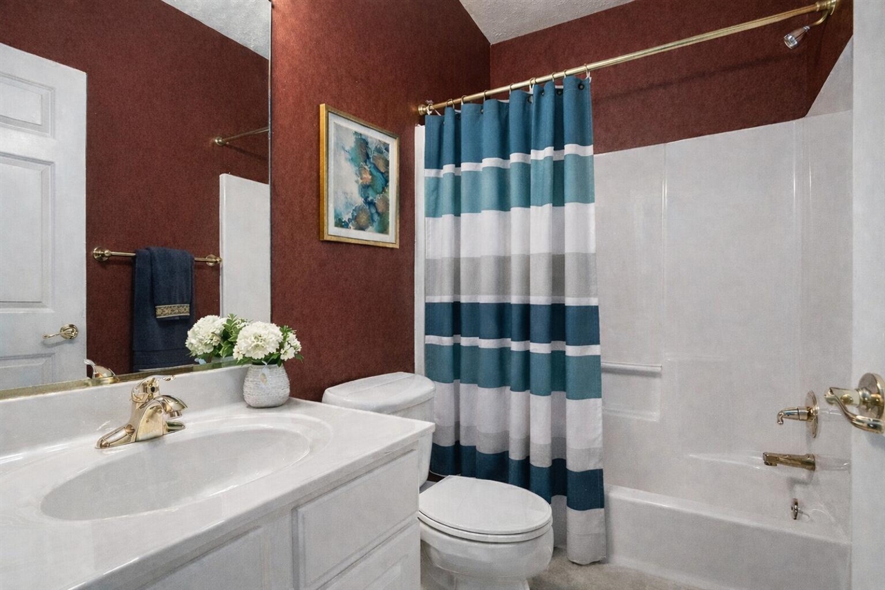 2669 Hunters Bluff, Kalamazoo, MI, 49048-6170