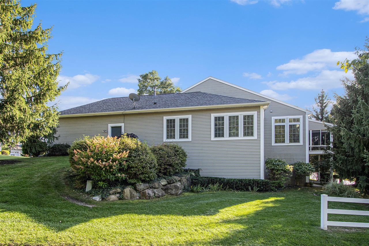 2669 Hunters Bluff, Kalamazoo, MI, 49048-6170