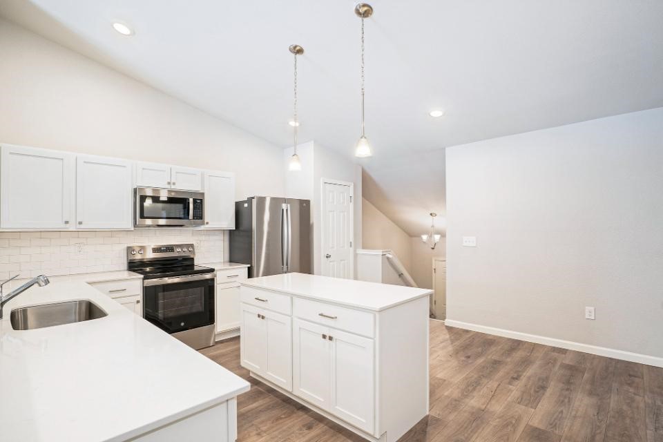 10120 Kearns Court, Portage, MI, 49024