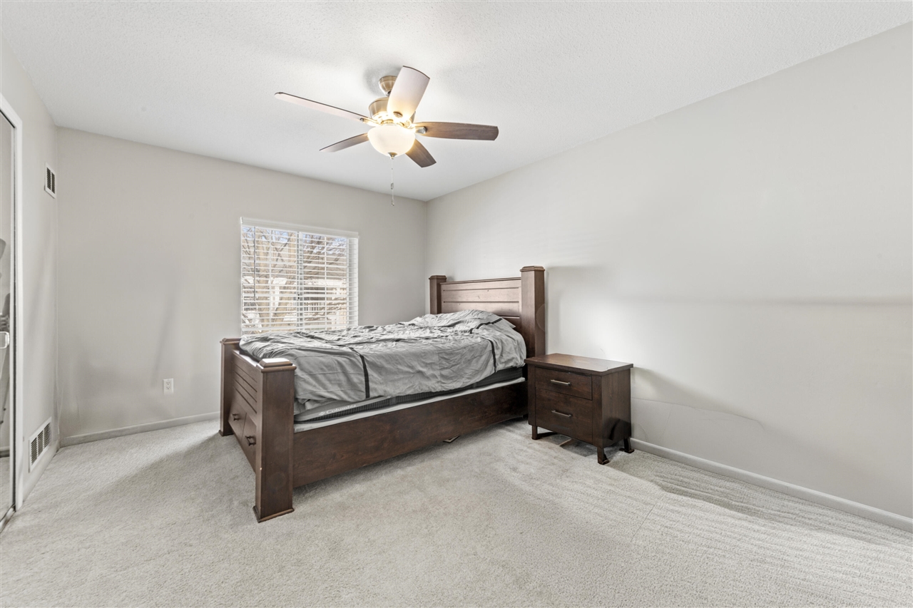 35934 Ann Arbor Trail UNIT&nbsp;115, Livonia, MI, 48150-3557