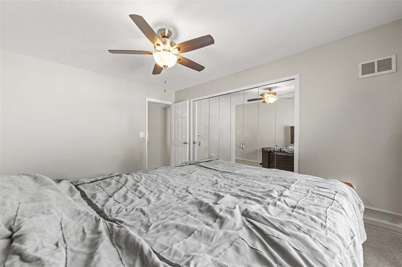 35934 Ann Arbor Trail UNIT&nbsp;115, Livonia, MI, 48150-3557