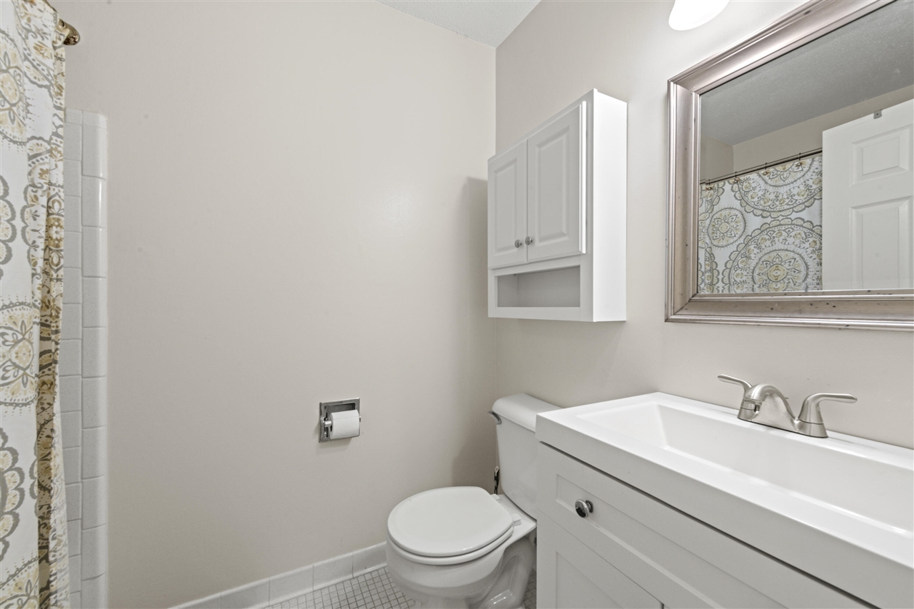 35934 Ann Arbor Trail UNIT&nbsp;115, Livonia, MI, 48150-3557