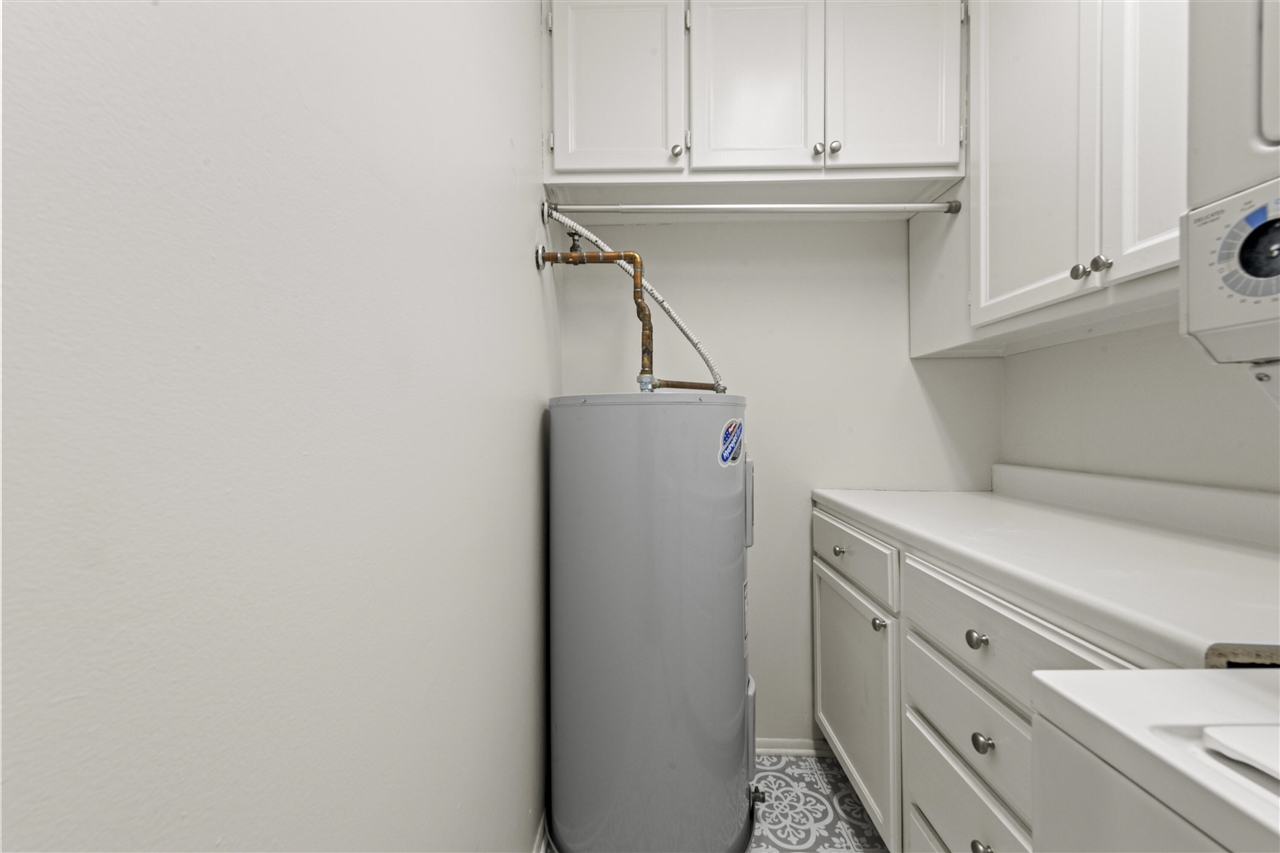 35934 Ann Arbor Trail UNIT&nbsp;115, Livonia, MI, 48150-3557