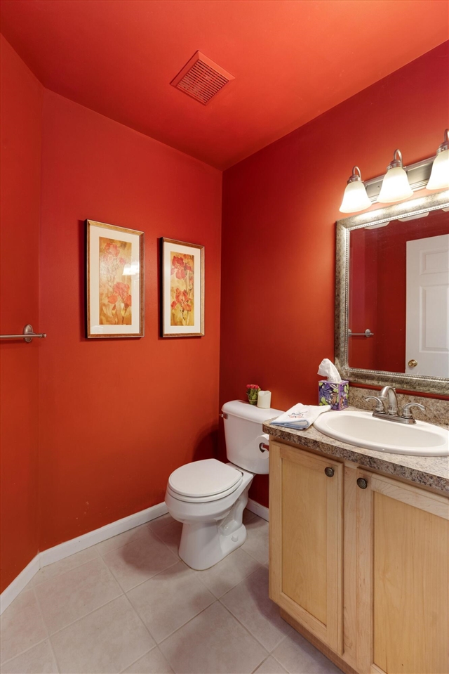 2255 Crystal Crossing Drive, Howell, MI, 48843-7004