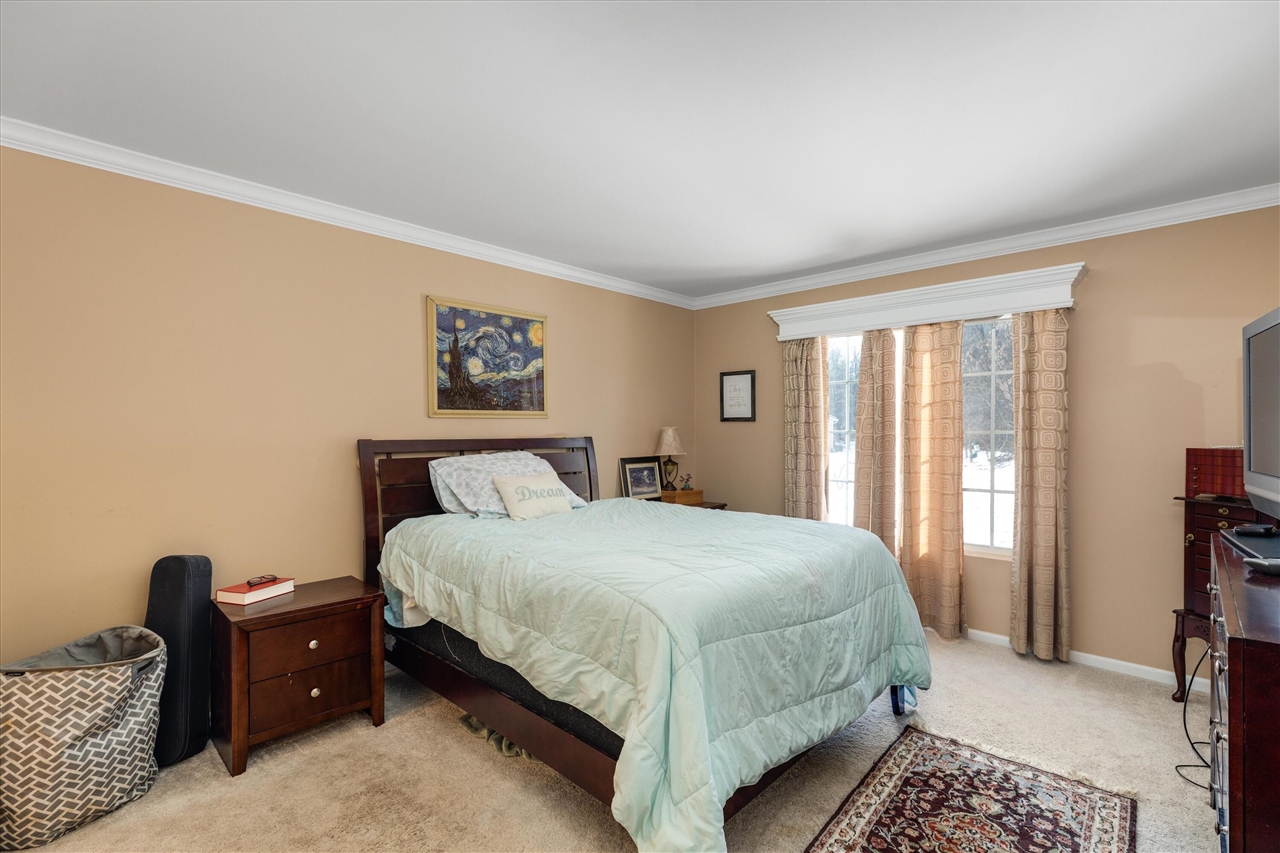 2255 Crystal Crossing Drive, Howell, MI, 48843-7004