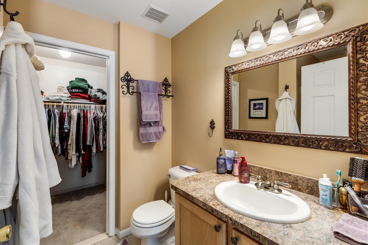 2255 Crystal Crossing Drive, Howell, MI, 48843-7004