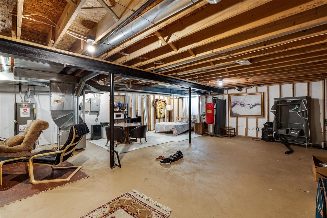 2255 Crystal Crossing Drive, Howell, MI, 48843-7004