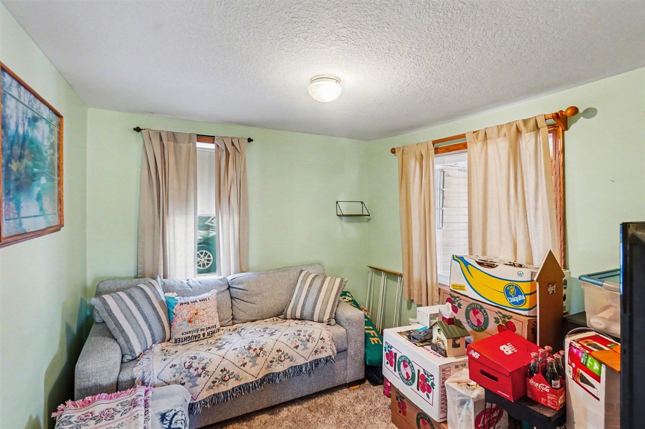 761 S Coolidge Drive, Six Lakes, MI, 48886-9702