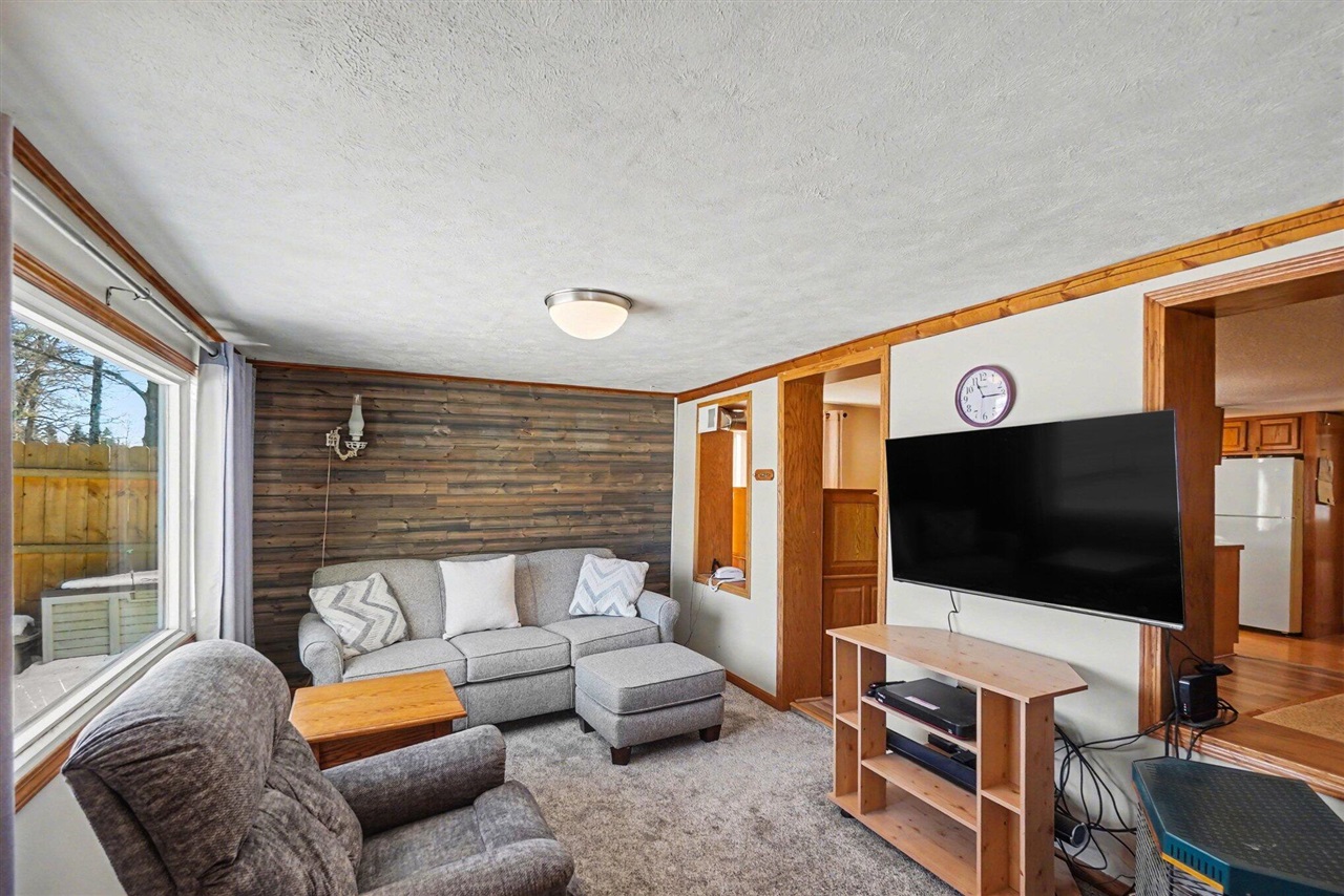 761 S Coolidge Drive, Six Lakes, MI, 48886-9702