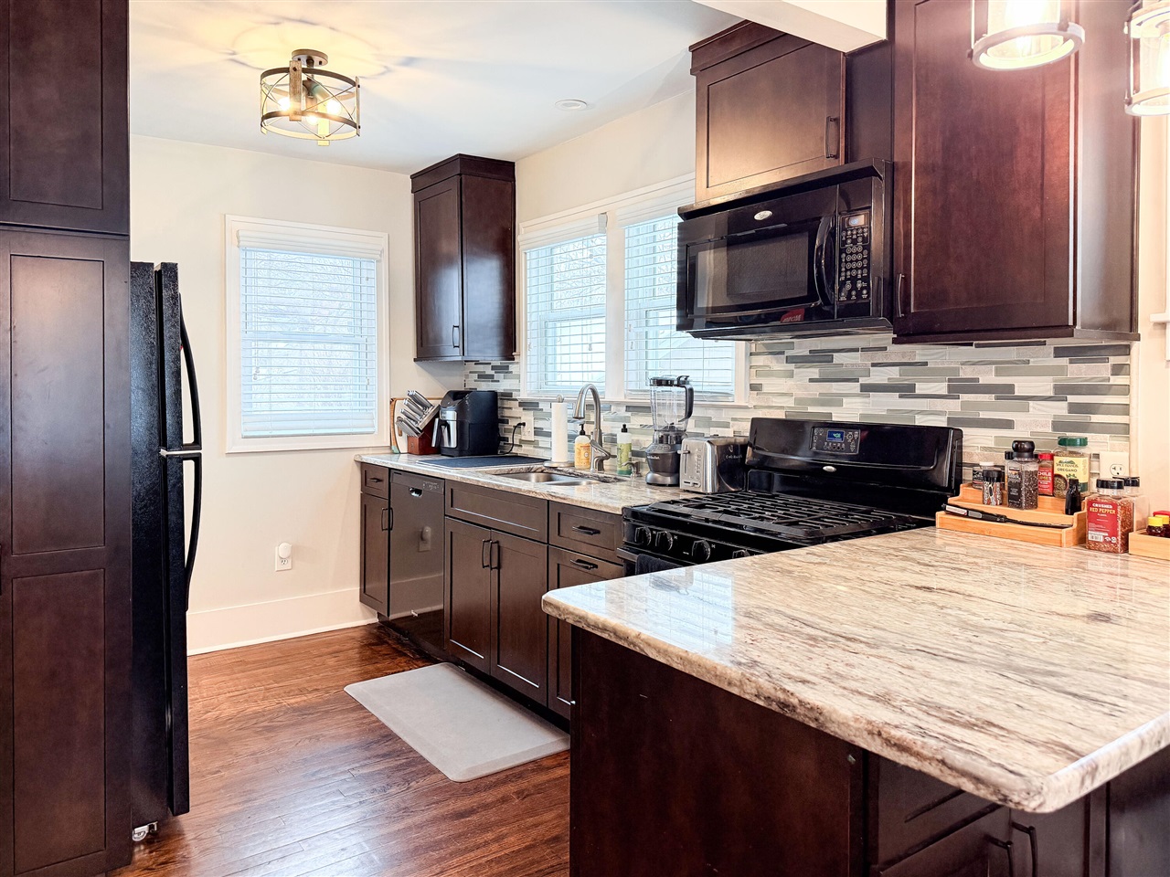 Royal Oak, MI, 48067-2225