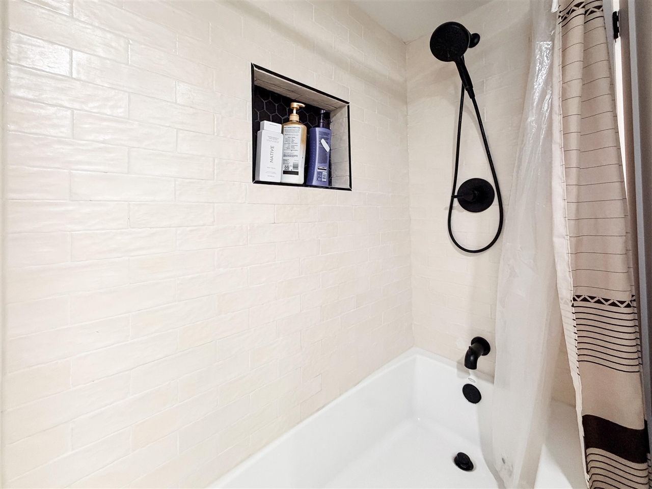 Royal Oak, MI, 48067-2225