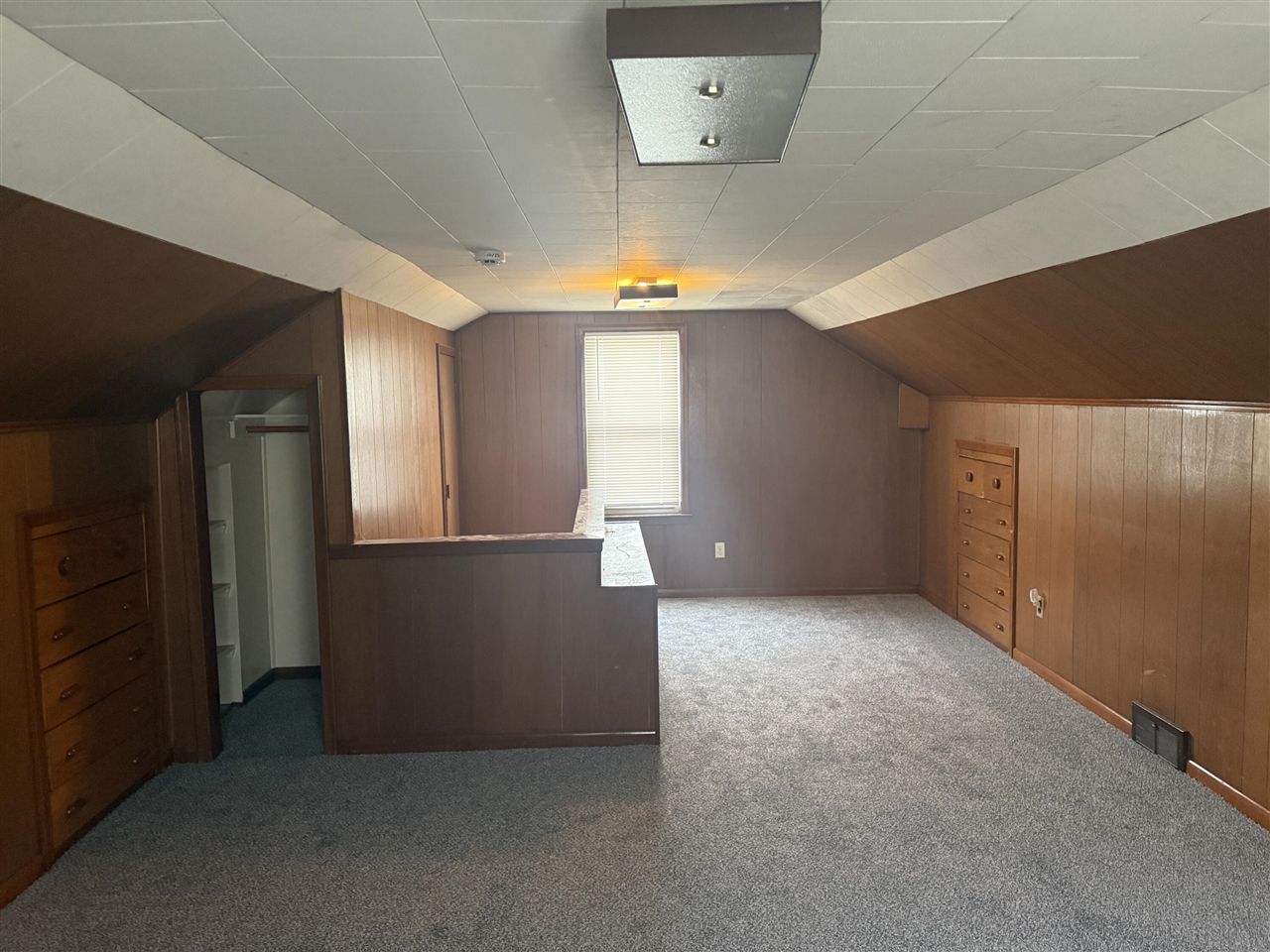 21004 Syracuse Avenue photo 17