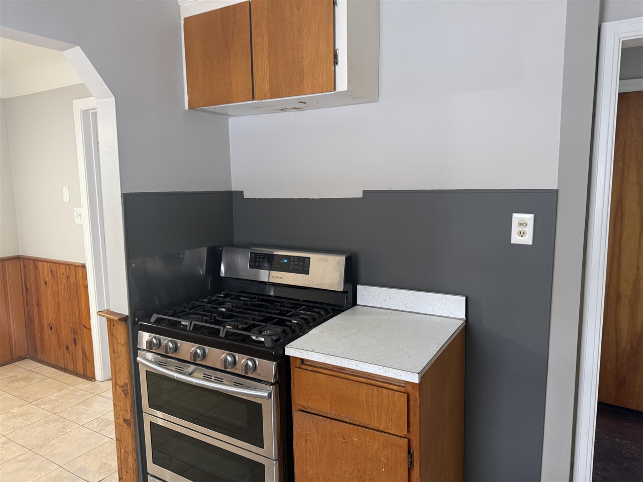 21004 Syracuse Avenue photo 10