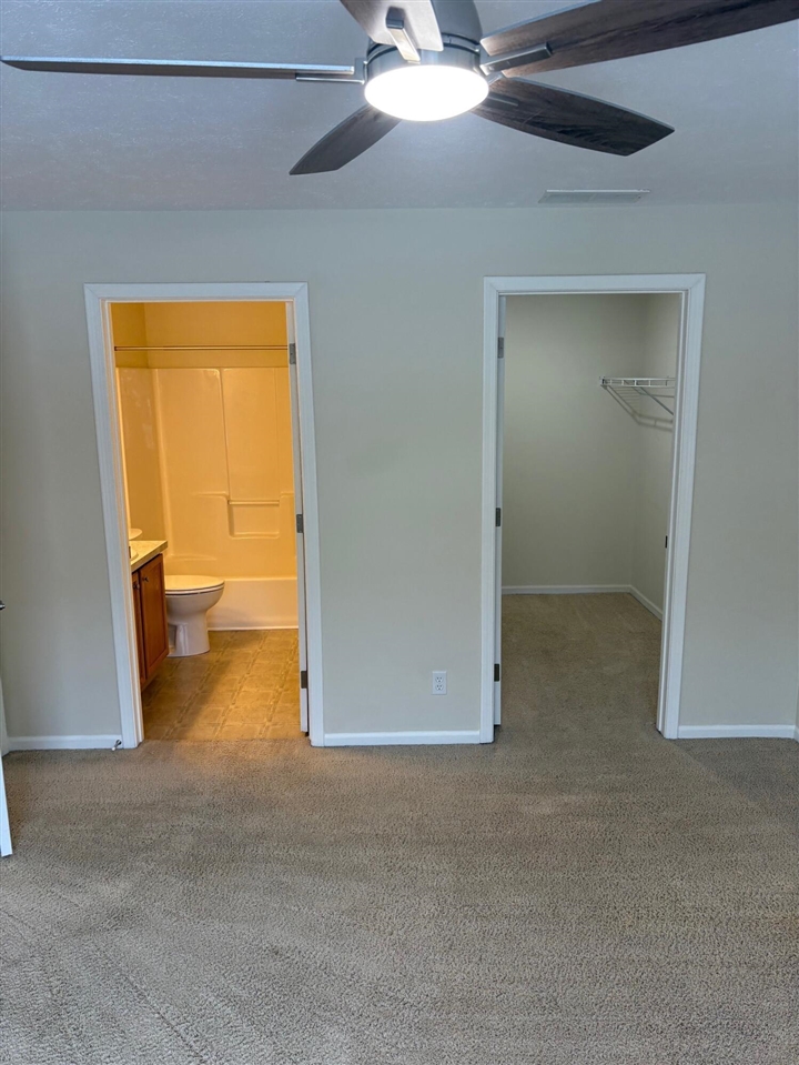  UNIT 30, Rockford, MI, 49341-49341