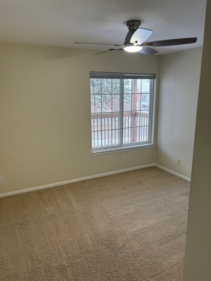  UNIT 30, Rockford, MI, 49341-49341