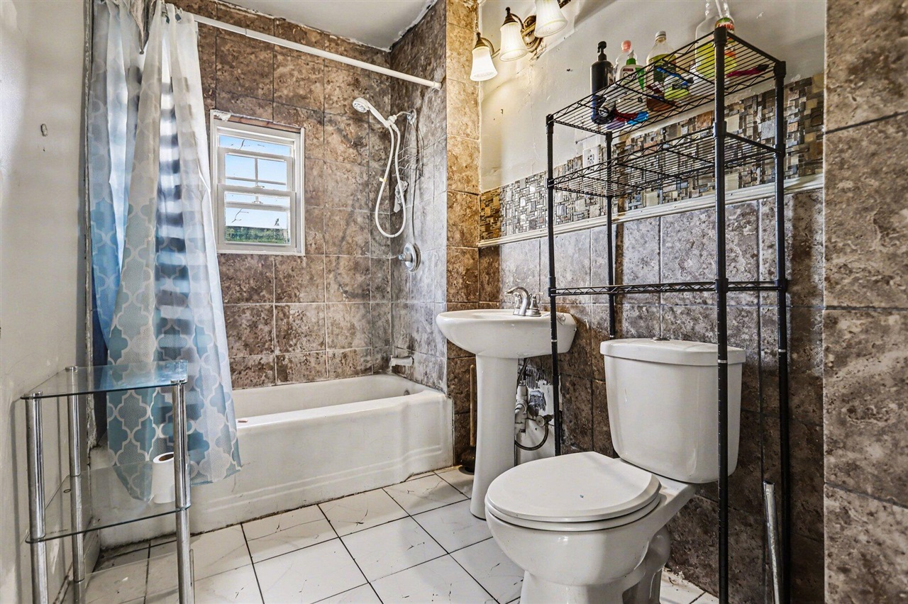 34 Stiles Street, Battle Creek, MI, 49014-6270