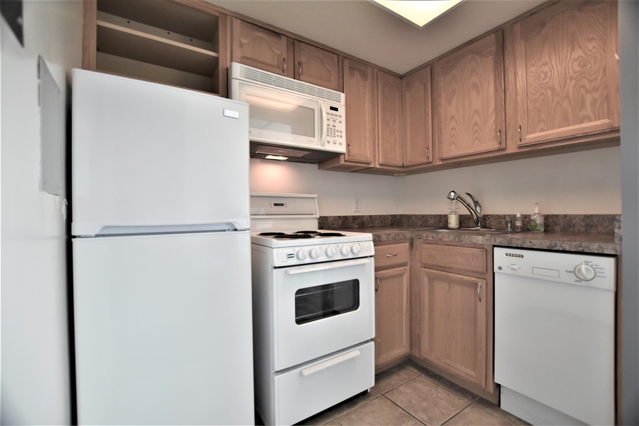 555 E William Street photo 8