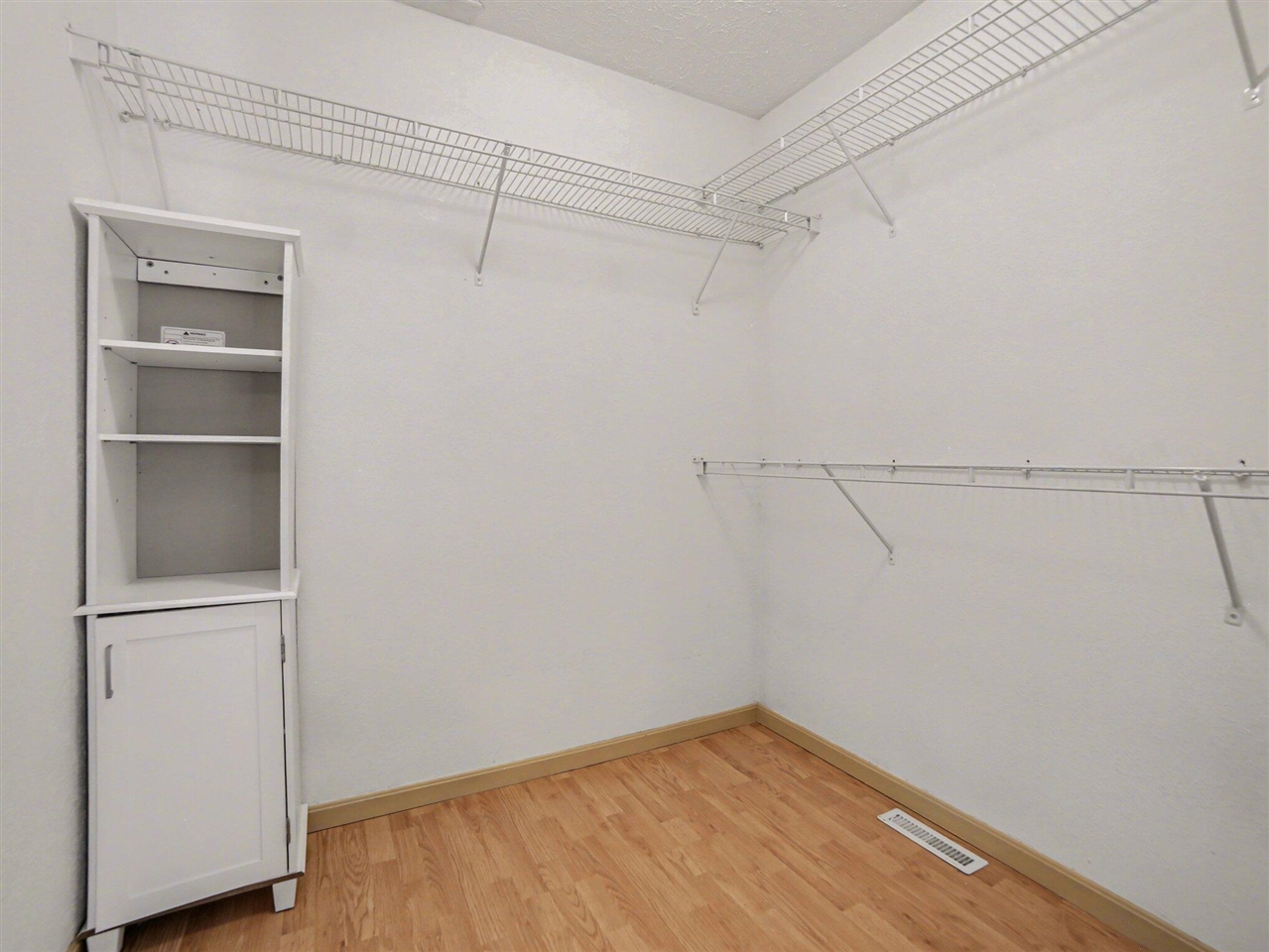 318 Meeking Street, Muskegon, MI, 49442-1334