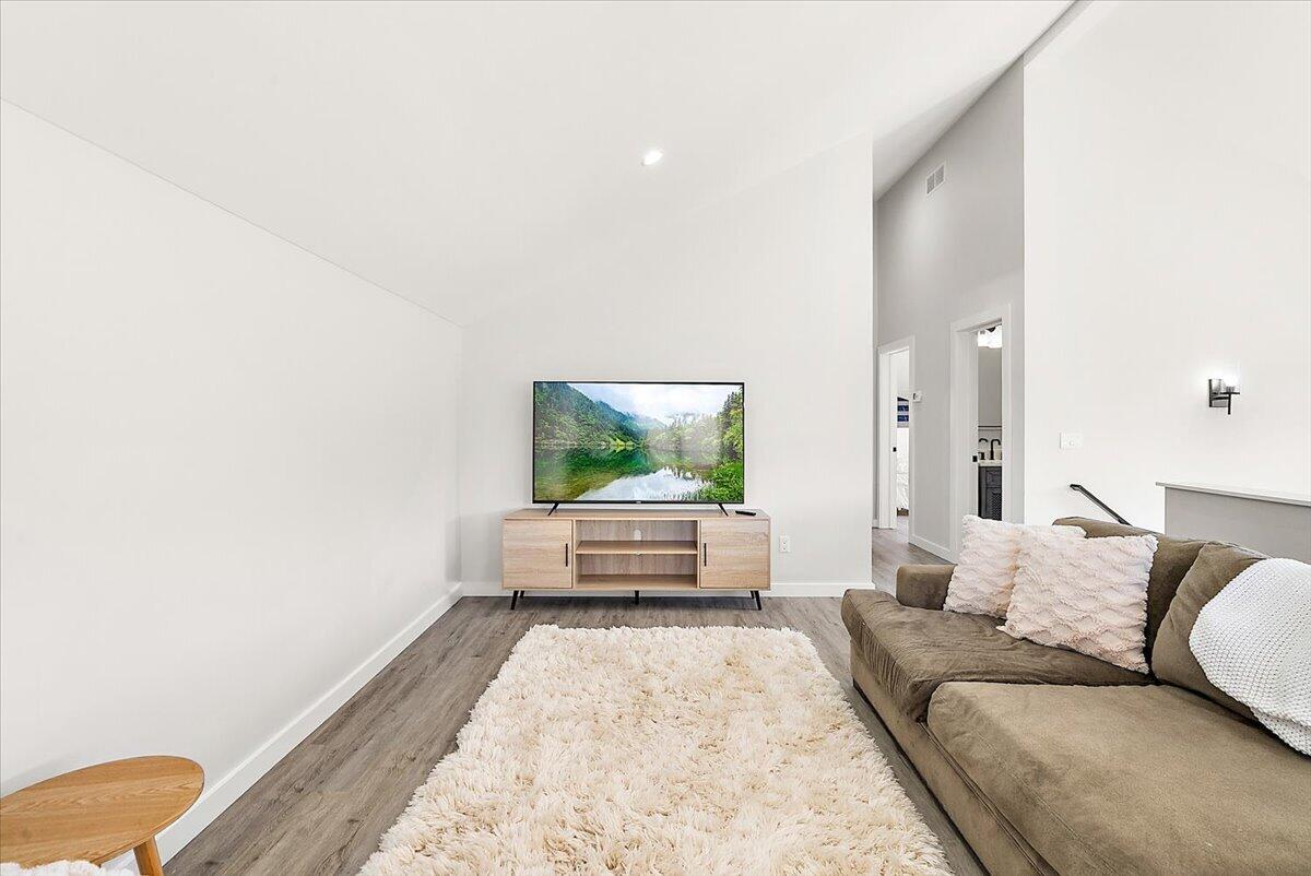 7400 Lake Solis Drive, Stevensville, MI, 49127