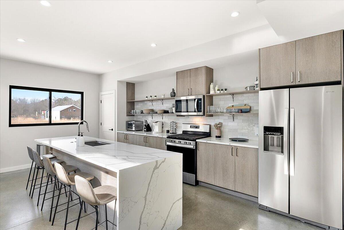 7400 Lake Solis Drive, Stevensville, MI, 49127