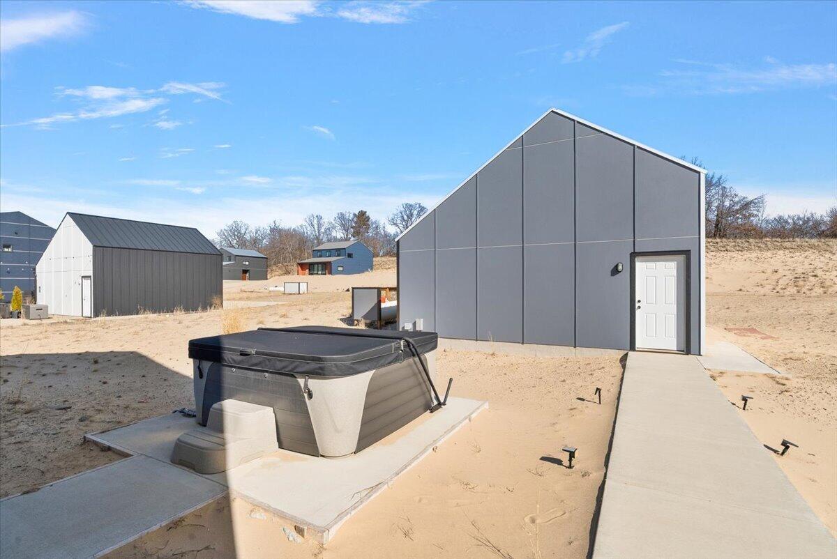 7400 Lake Solis Drive, Stevensville, MI, 49127