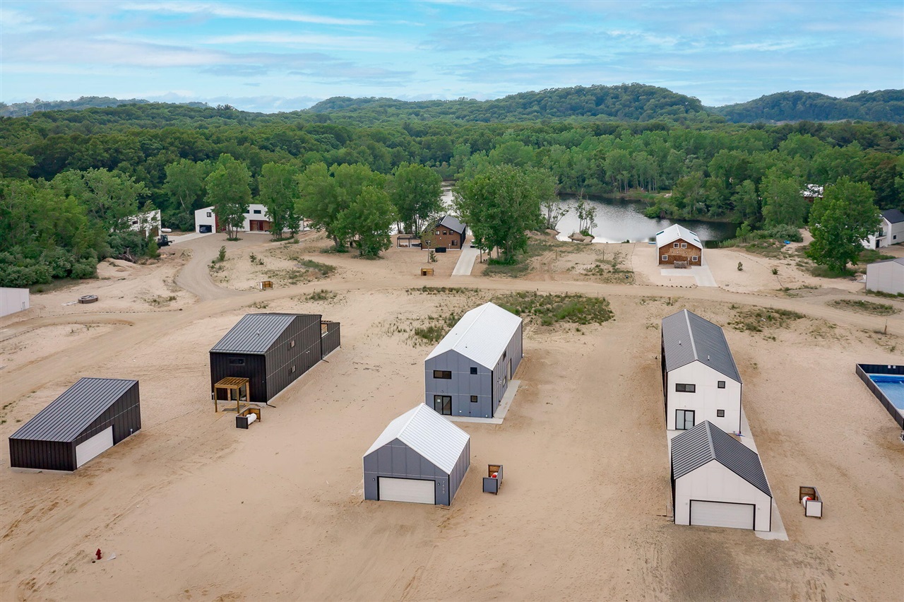 7400 Lake Solis Drive, Stevensville, MI, 49127