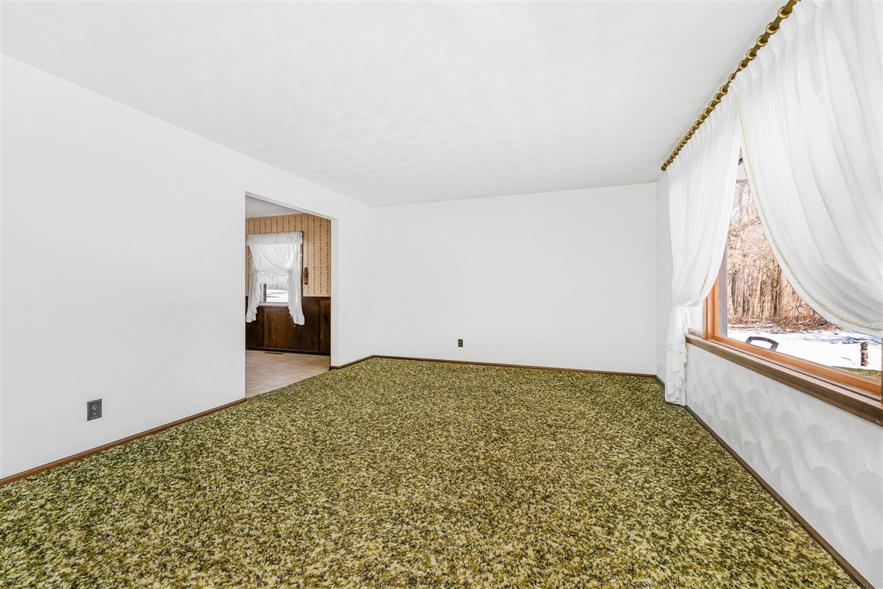 10798 Pleasant Lake Road, Delton, MI, 49046-9562