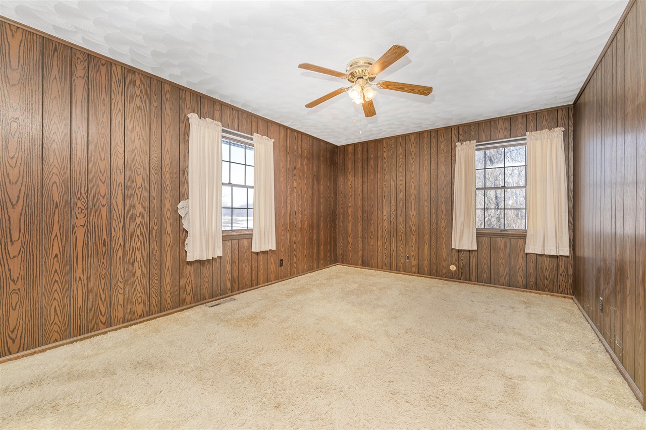 10798 Pleasant Lake Road, Delton, MI, 49046-9562