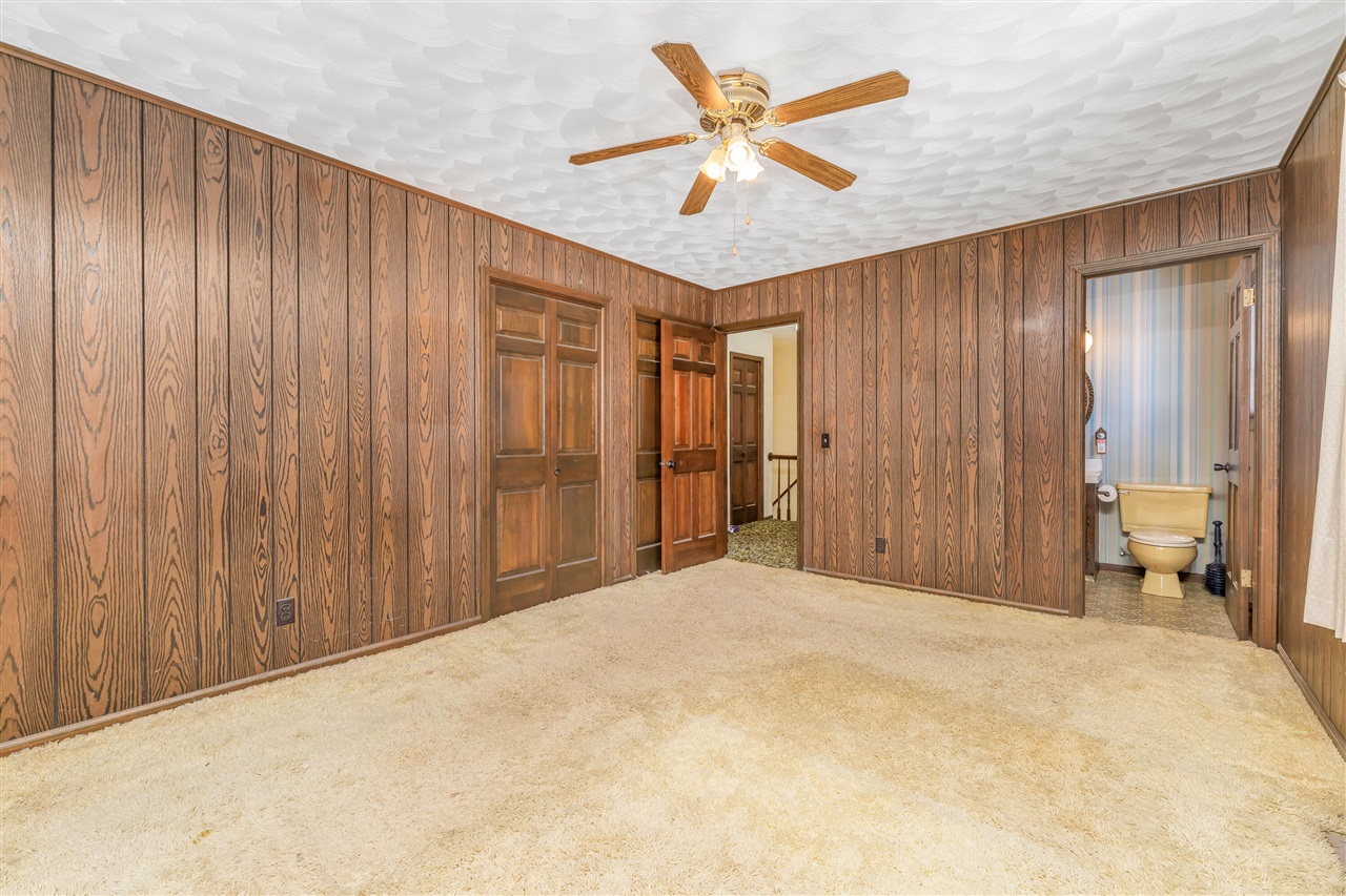 10798 Pleasant Lake Road, Delton, MI, 49046-9562