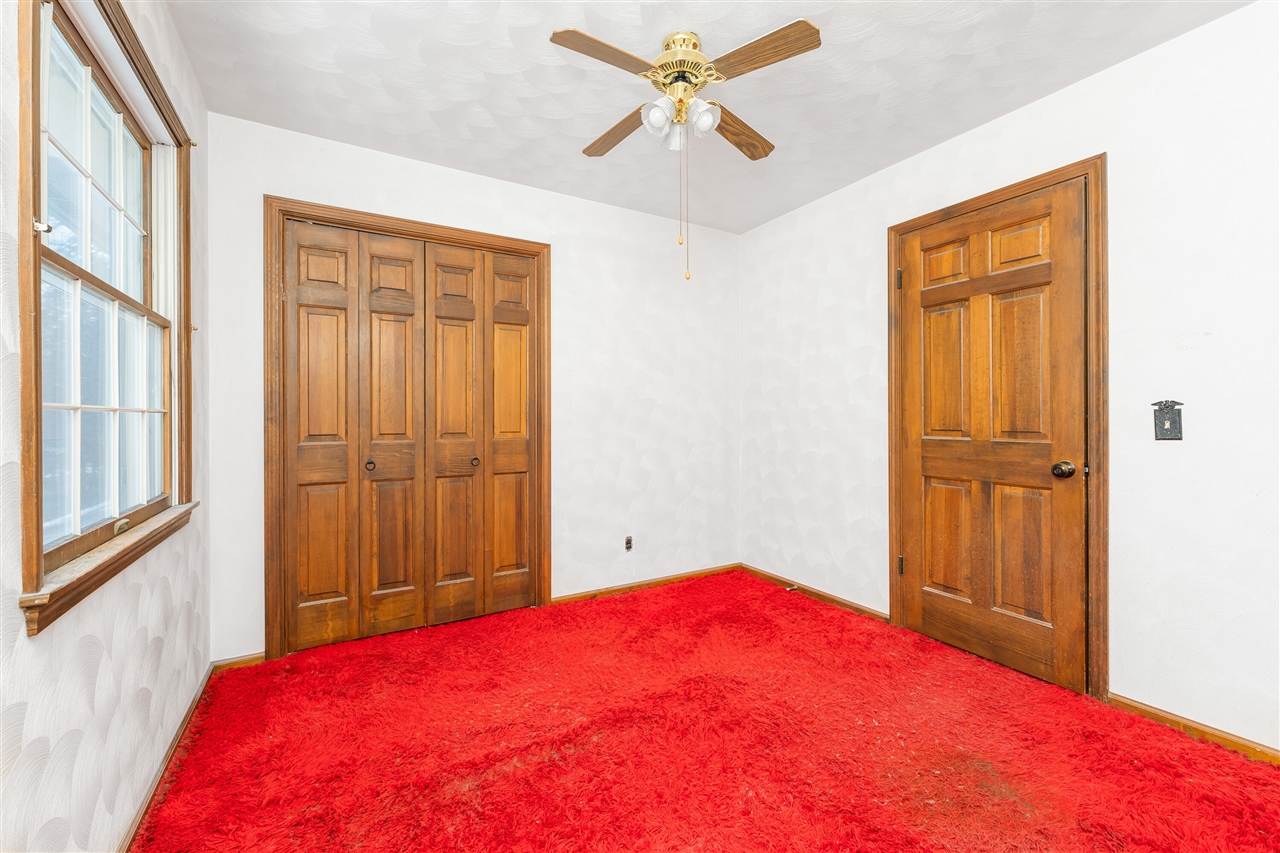 10798 Pleasant Lake Road, Delton, MI, 49046-9562