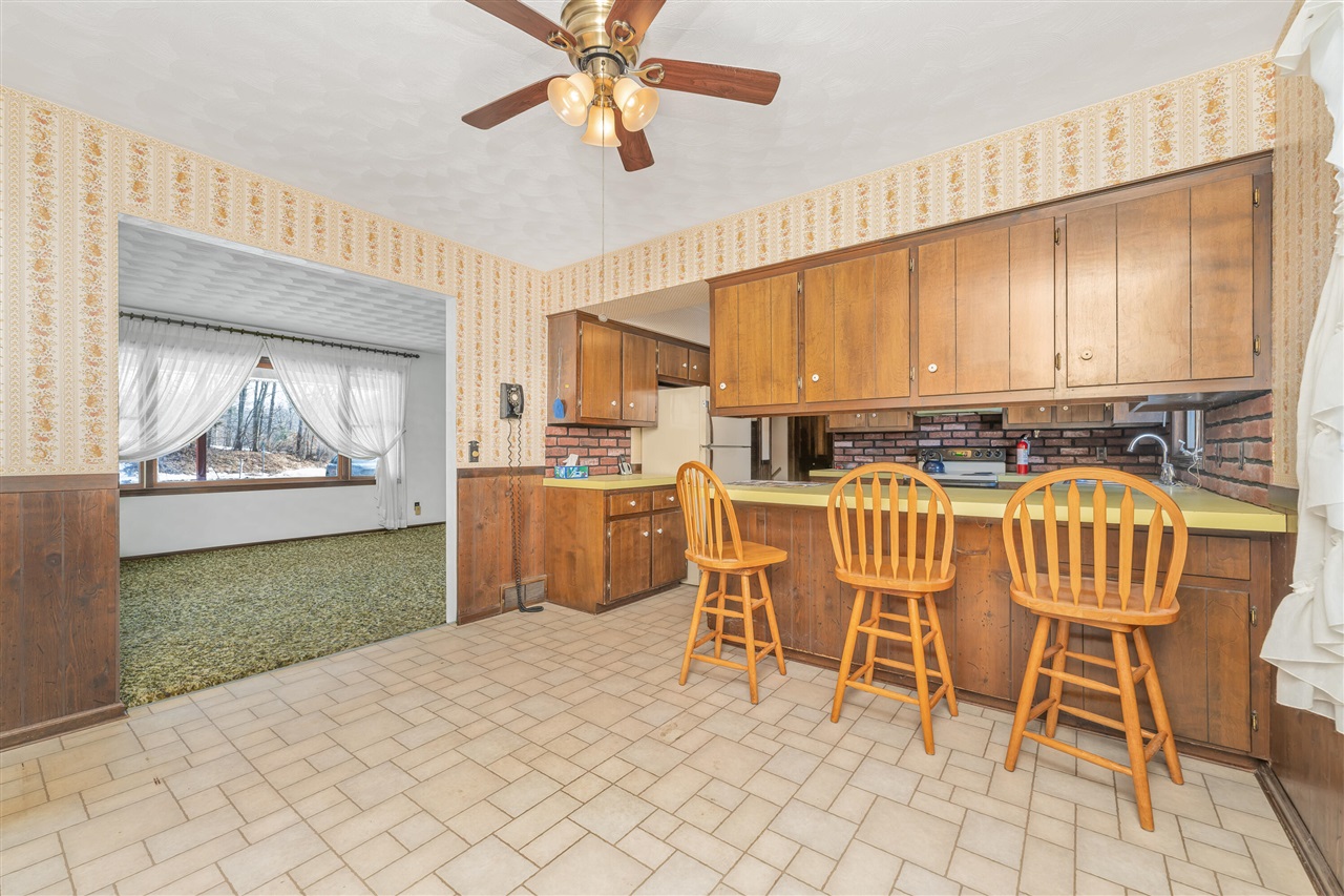 10798 Pleasant Lake Road, Delton, MI, 49046-9562