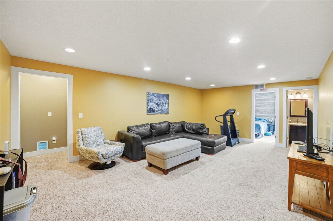 2352 Sandstone Drive, Mount Pleasant, MI, 48858-1539