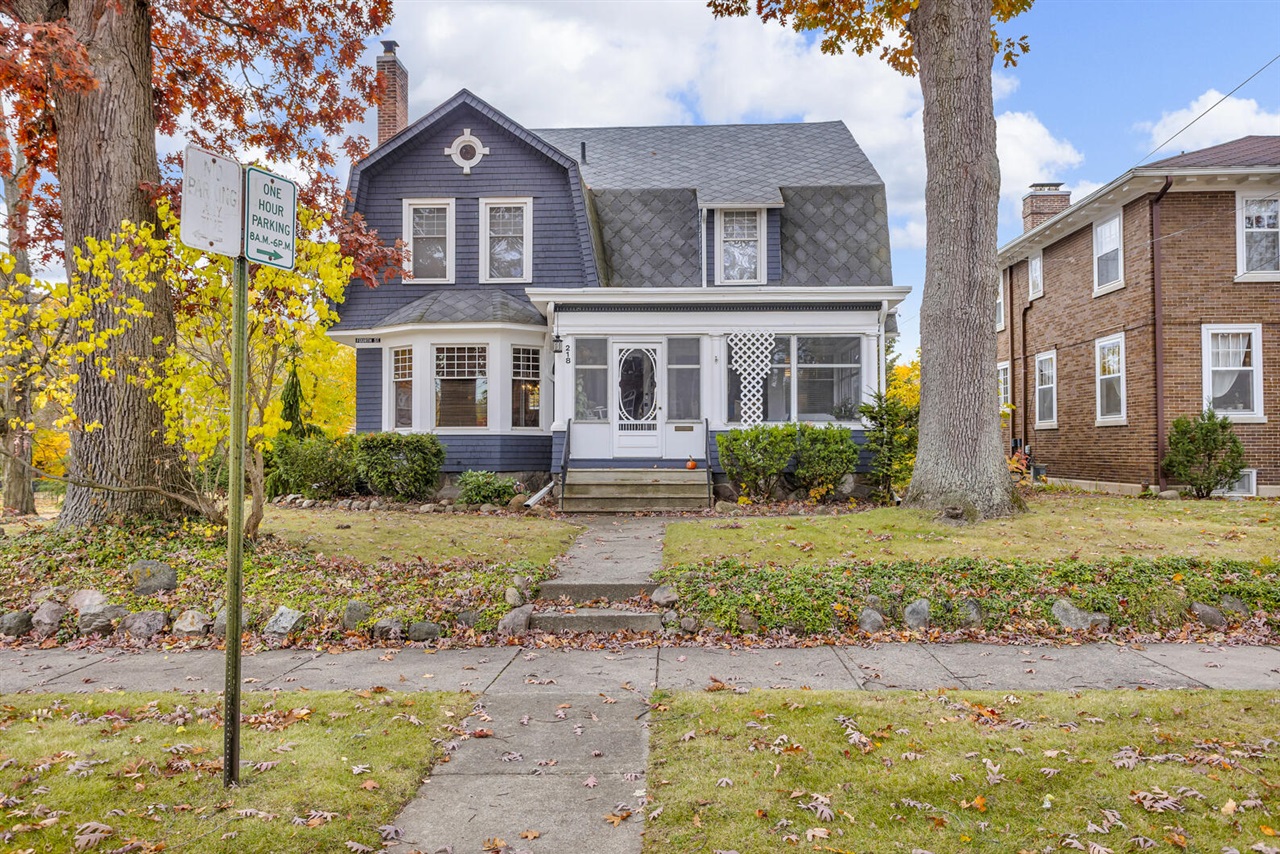 218 4th Street, Jackson, MI, 49201-1260