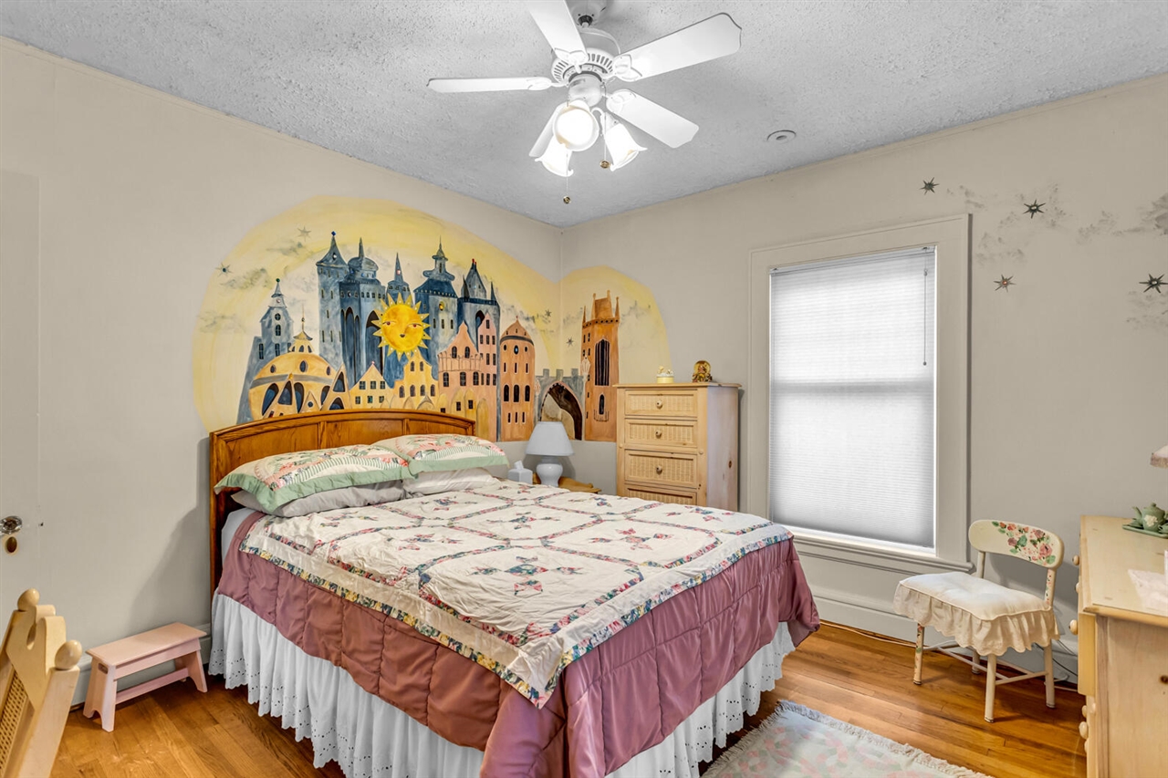 218 4th Street, Jackson, MI, 49201-1260