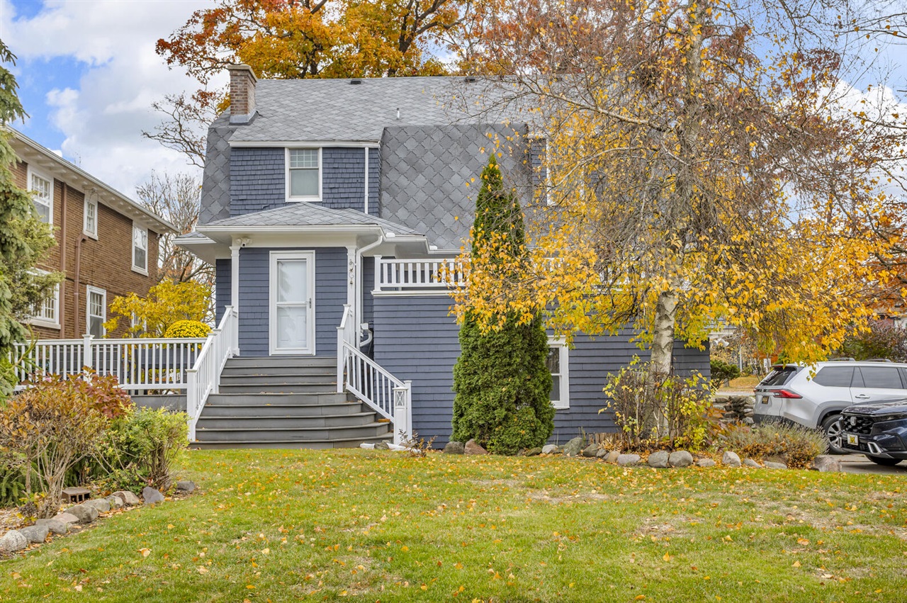 218 4th Street, Jackson, MI, 49201-1260