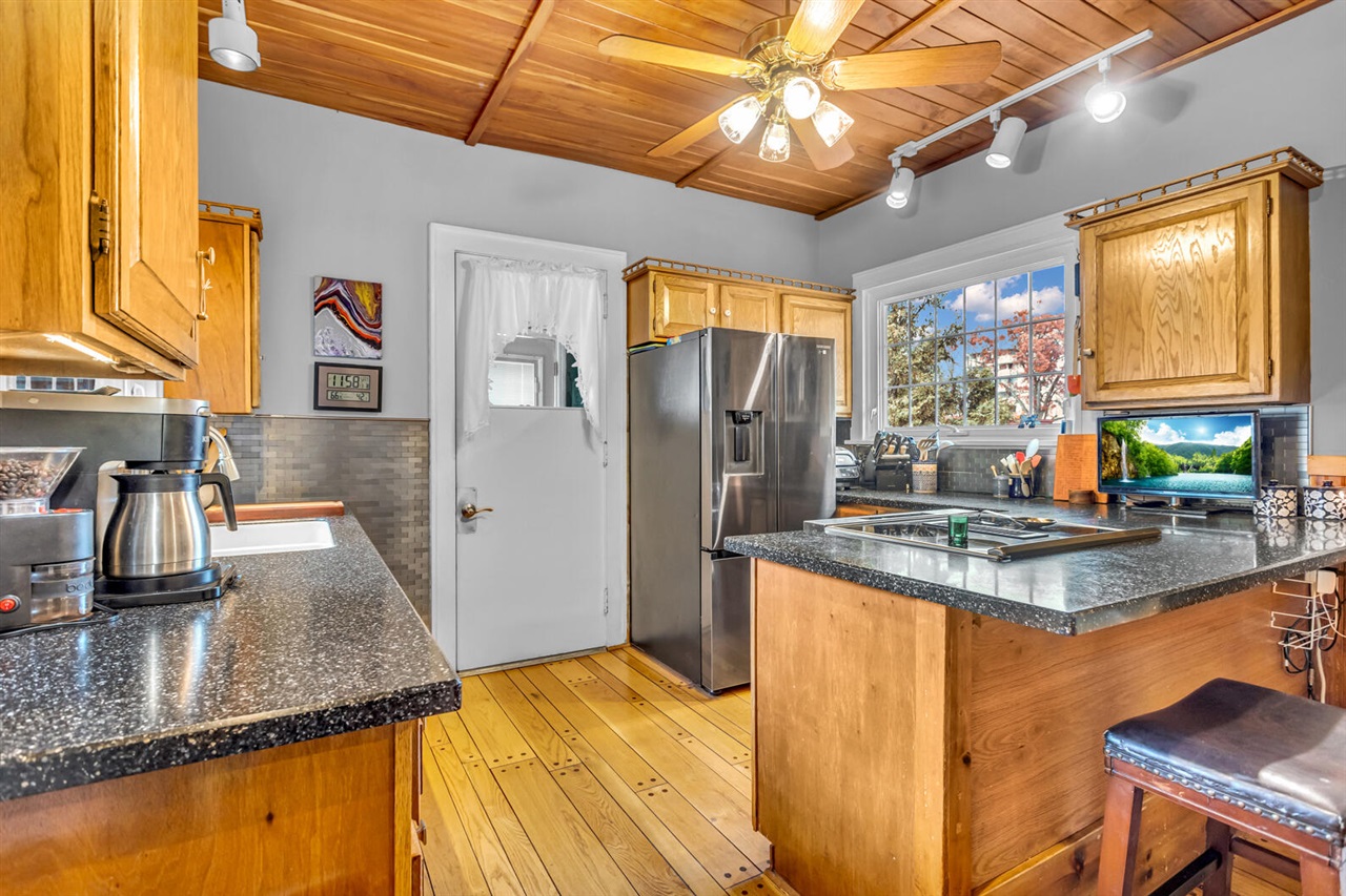 218 4th Street, Jackson, MI, 49201-1260