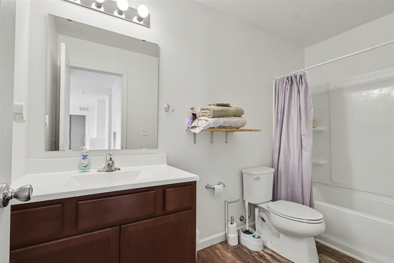 1041 Cooley Mill Lane, Vicksburg, MI, 49097-7717